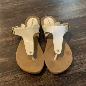 🤍💛Cute white Sandals💛🤍
